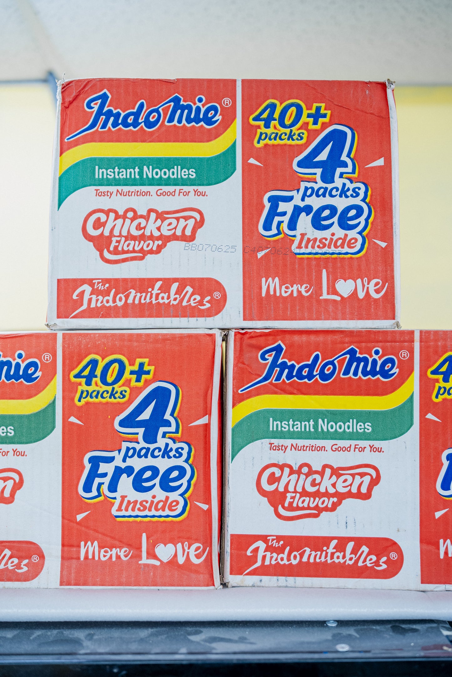 Indomie Instant Noodles – Chicken Flavor Box (40 Packs) | Authentic Nigerian Instant Noodles | New World African & Caribbean Market Miami Gardens, FL